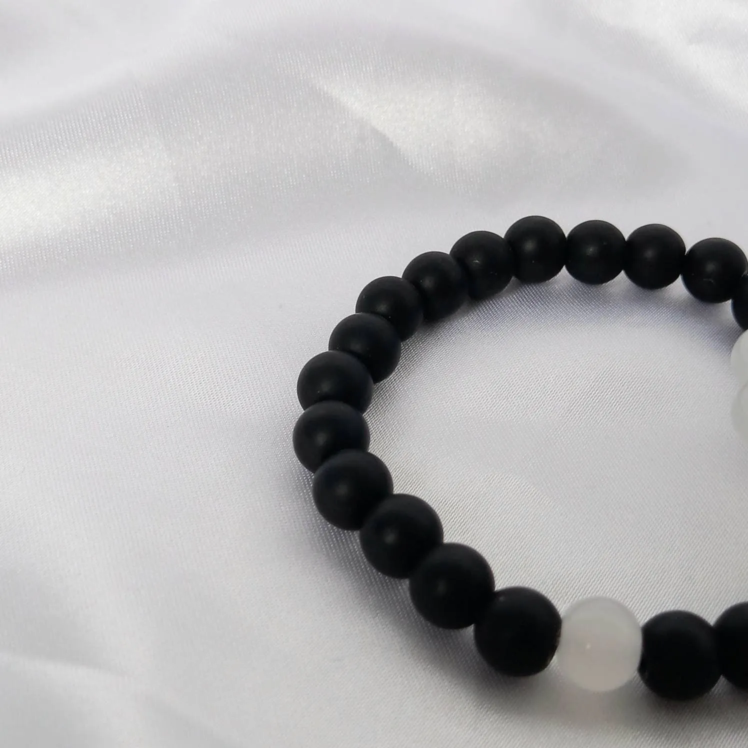 2 Matching Friendship Bead Bracelets - Beaded Jewellery,Friendship Jewellery,Beaded Bracelets,Friendship Bracelet,Black & White Jewellery