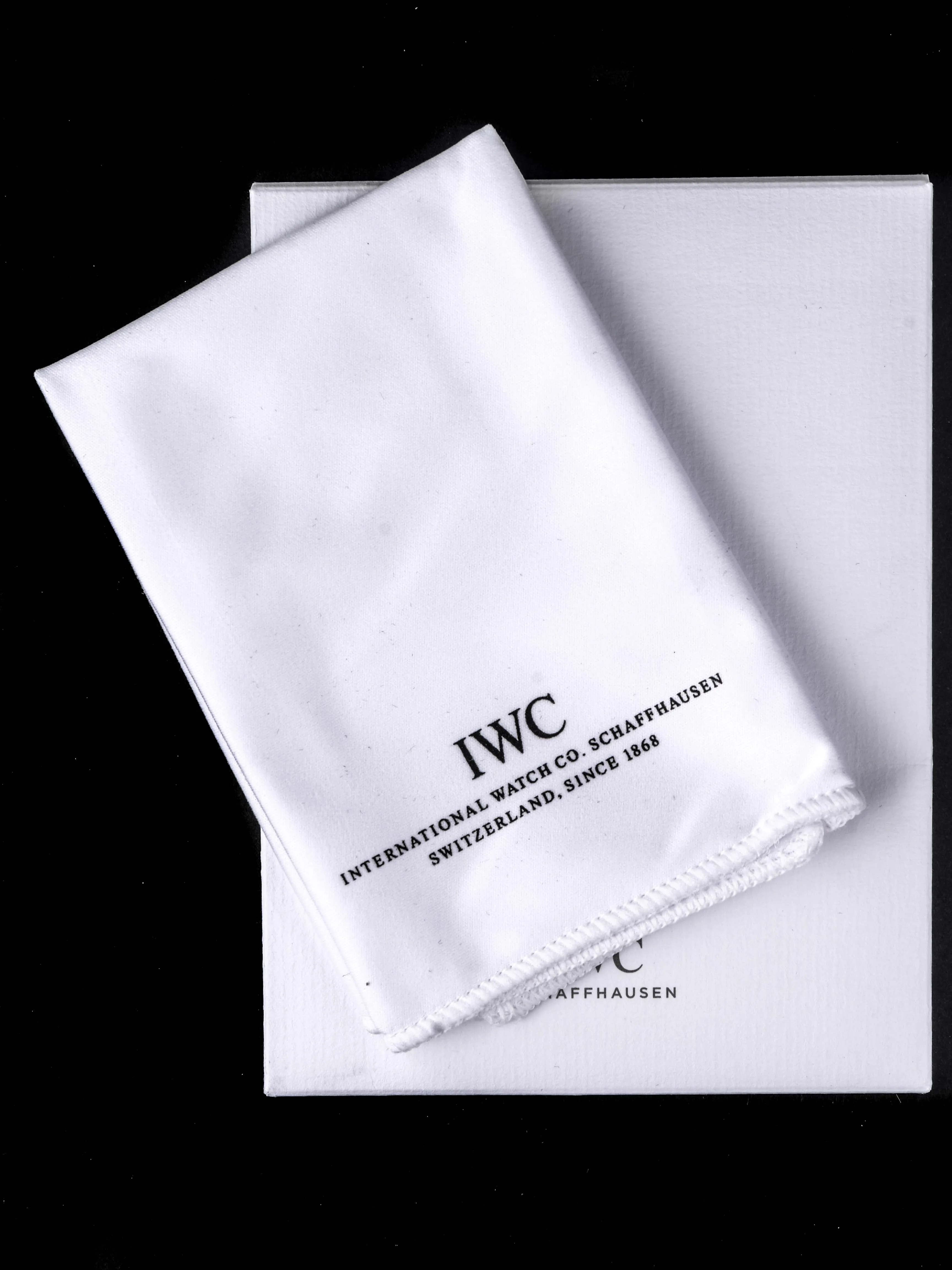 2016 IWC Small Pilot (Ref. 324002) W/ Box and Cards