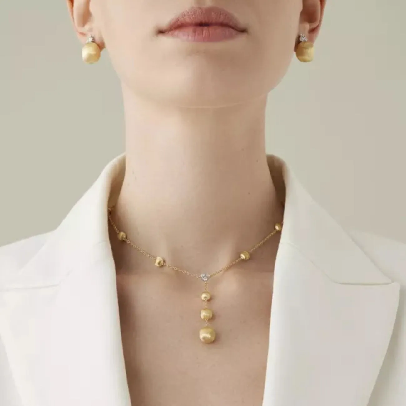 Africa 18K Yellow Gold  Lariat Necklace