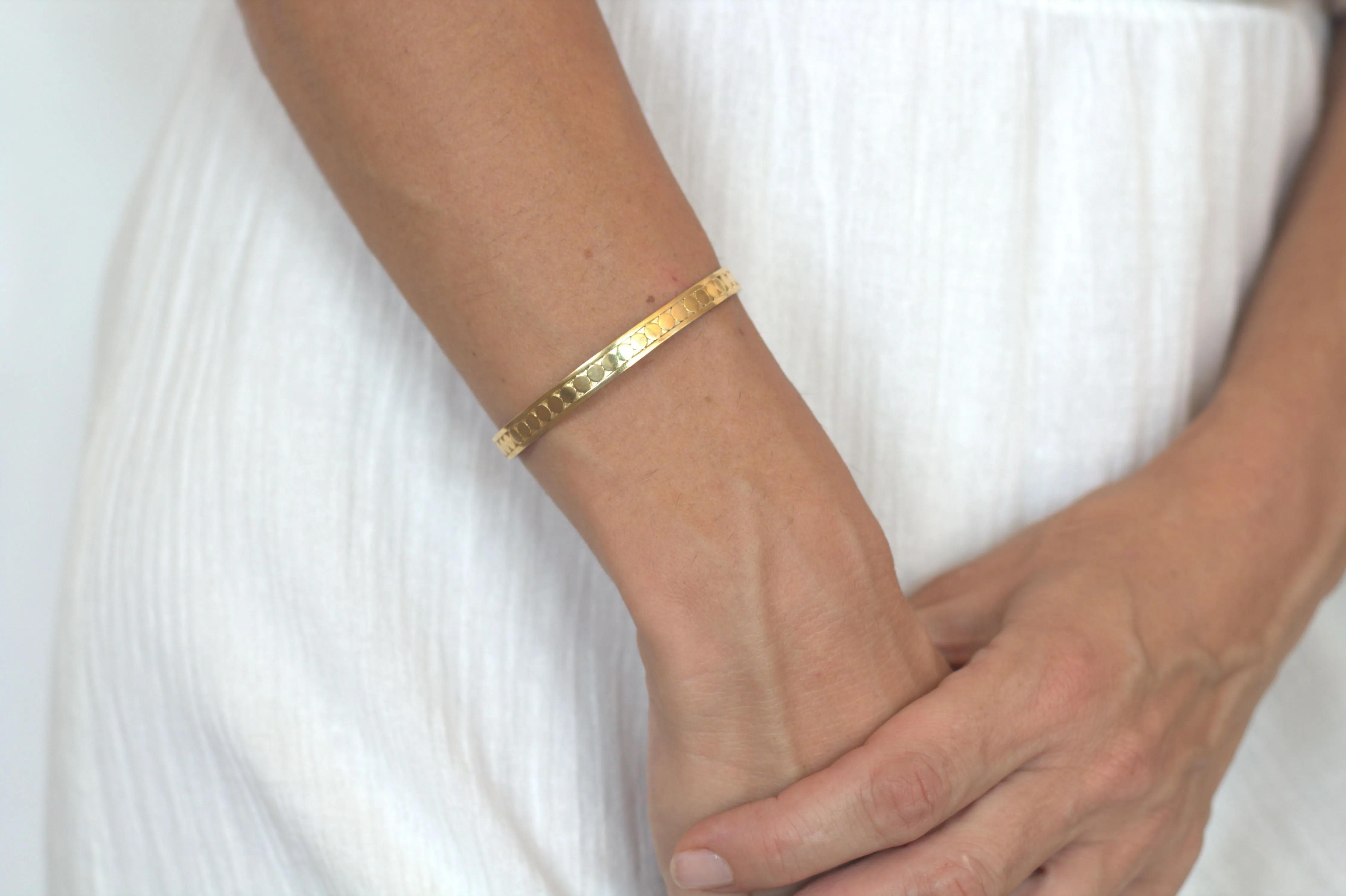 Bali gold simple bracelet