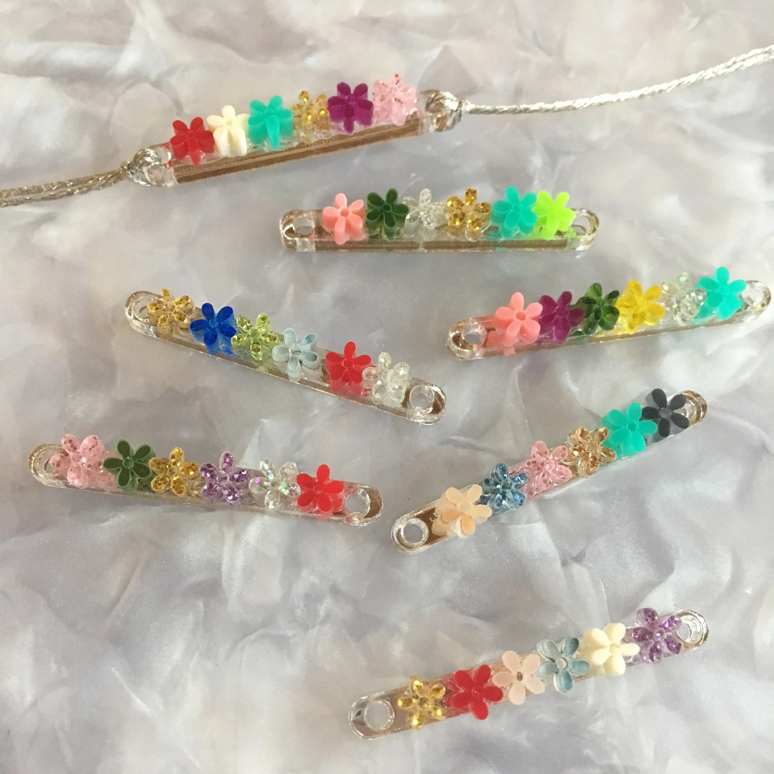 Bars with flowers Connectors links / 6 Pieces, 30mm