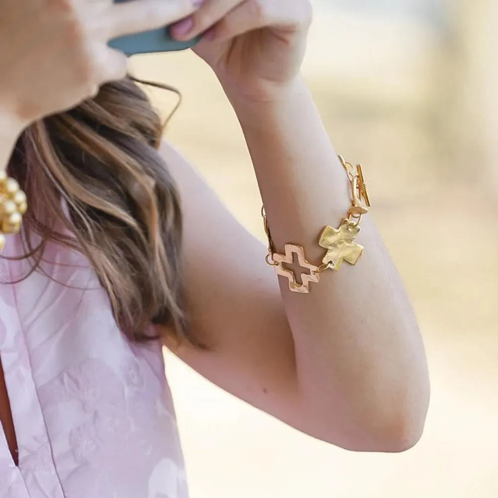 Cross Toggle Bracelet, gold