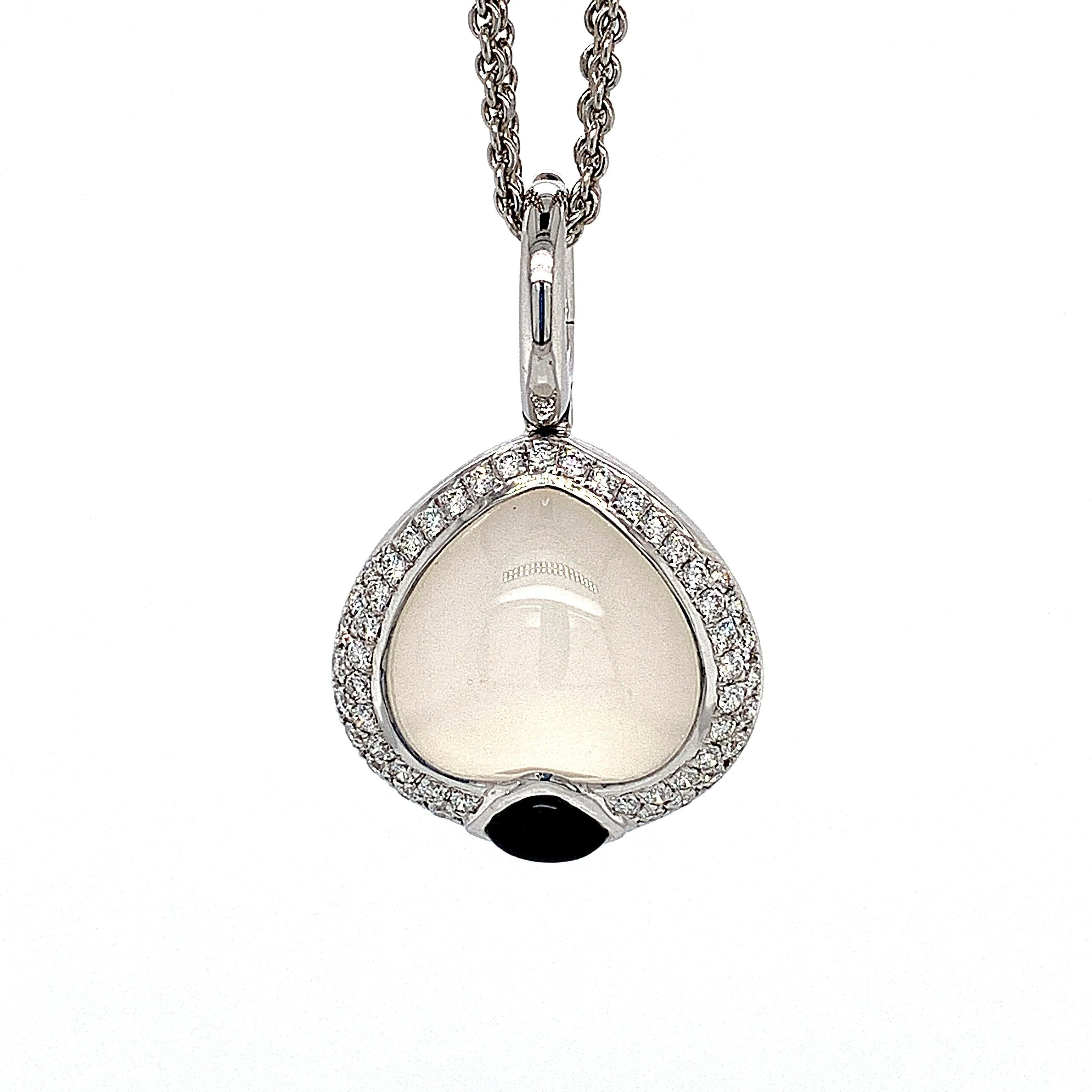 Eichhorn White Moonstone Pendant