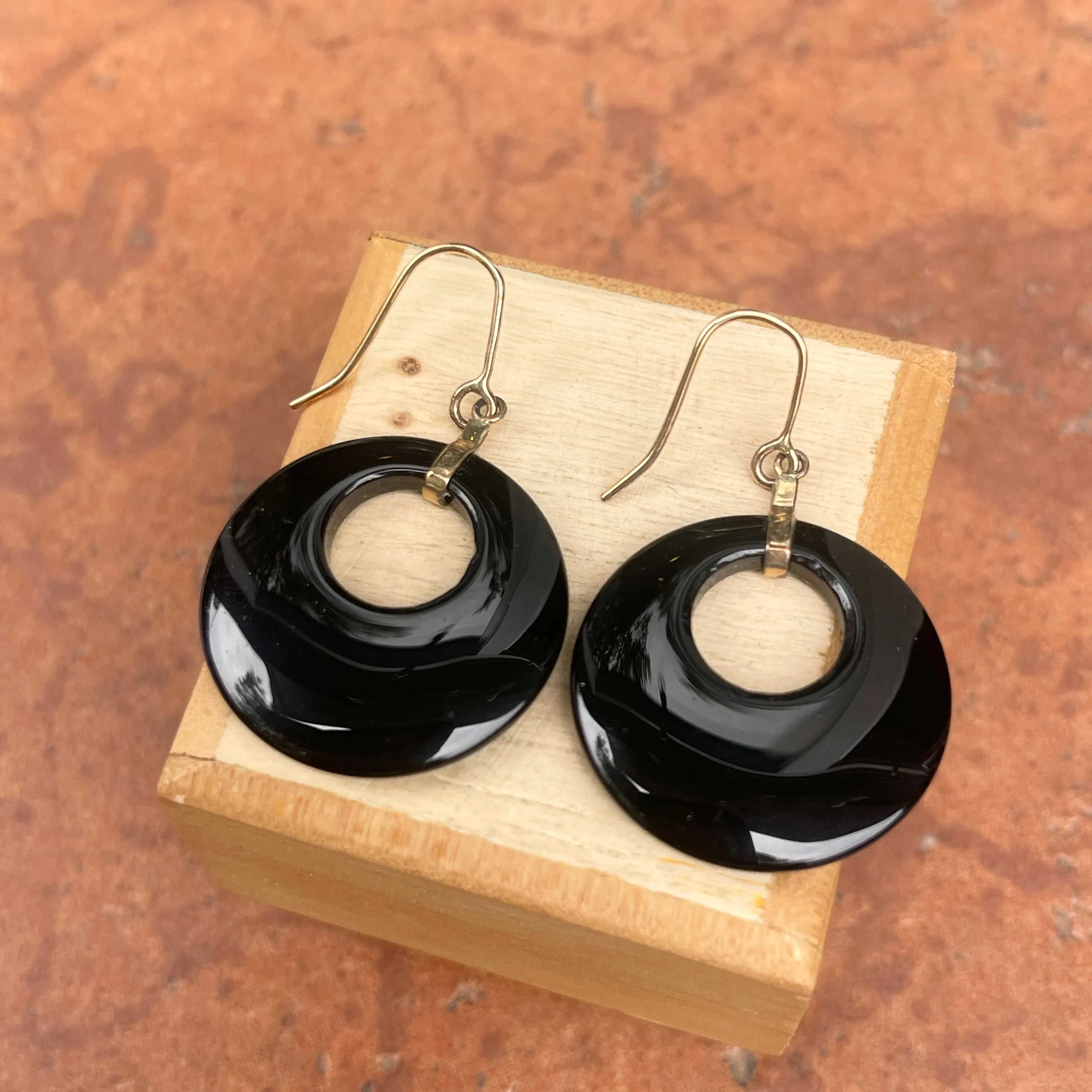 Estate 14KT Yellow Gold Round Black Onyx Gemstone Dangle Earrings