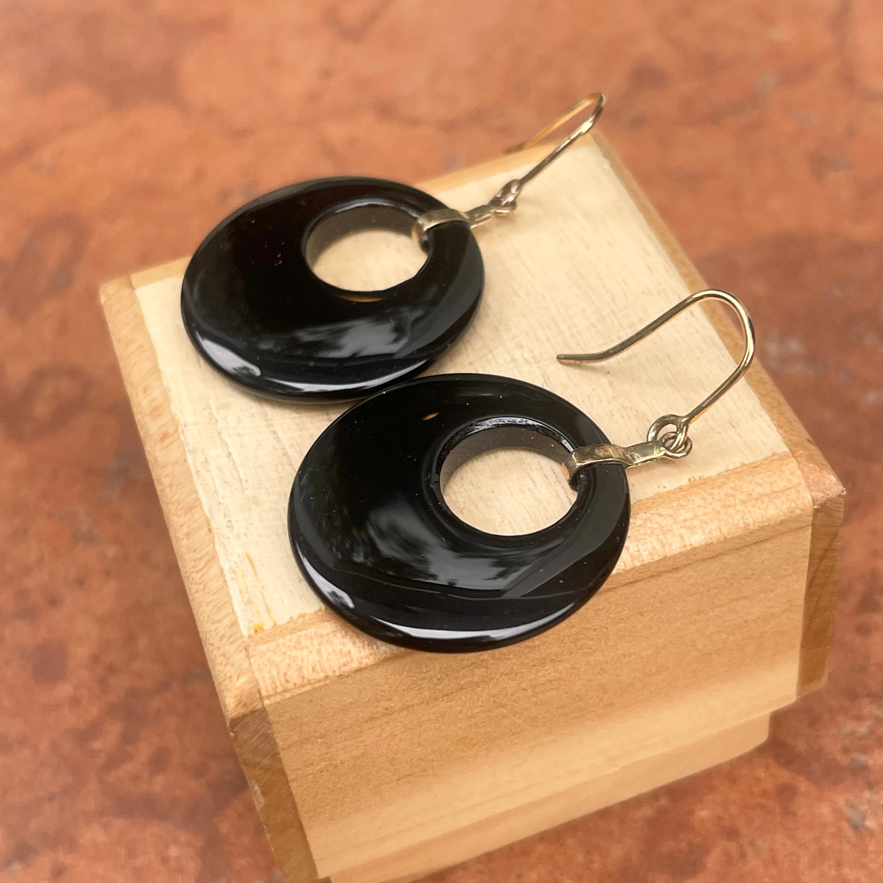 Estate 14KT Yellow Gold Round Black Onyx Gemstone Dangle Earrings