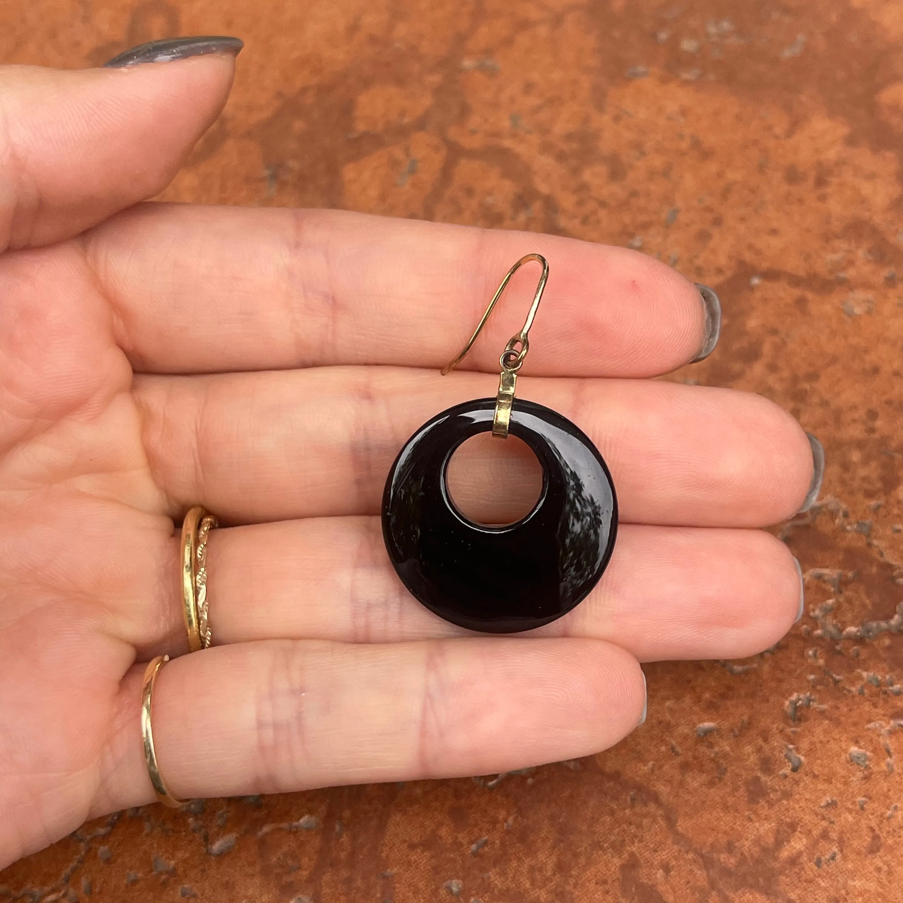 Estate 14KT Yellow Gold Round Black Onyx Gemstone Dangle Earrings