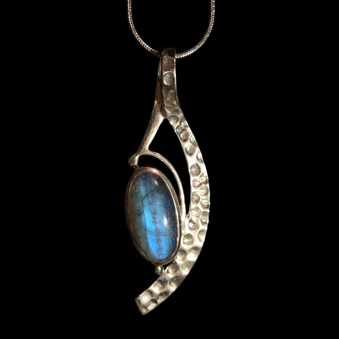 Evenstar - Labradorite with Hammered Silver