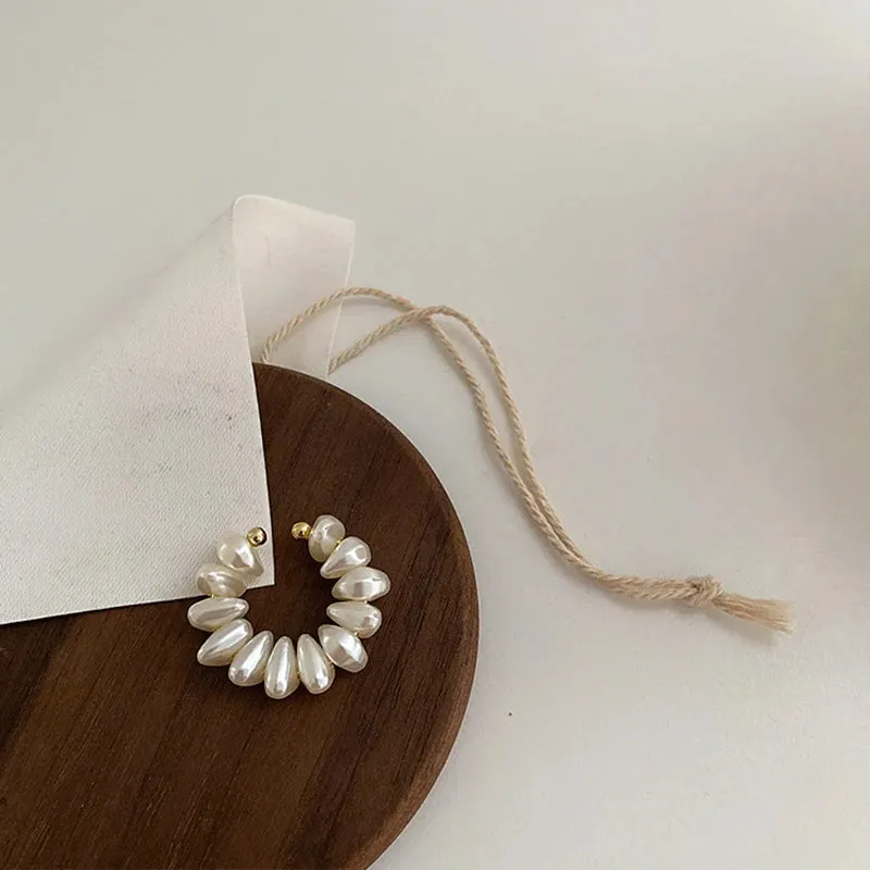 French Pearl Ear Bone Clip Women Fake Piercing Ear Cuff Retro Elegant Irregular Natural Pearl Ear Clips On Earrings Jewelry Gift