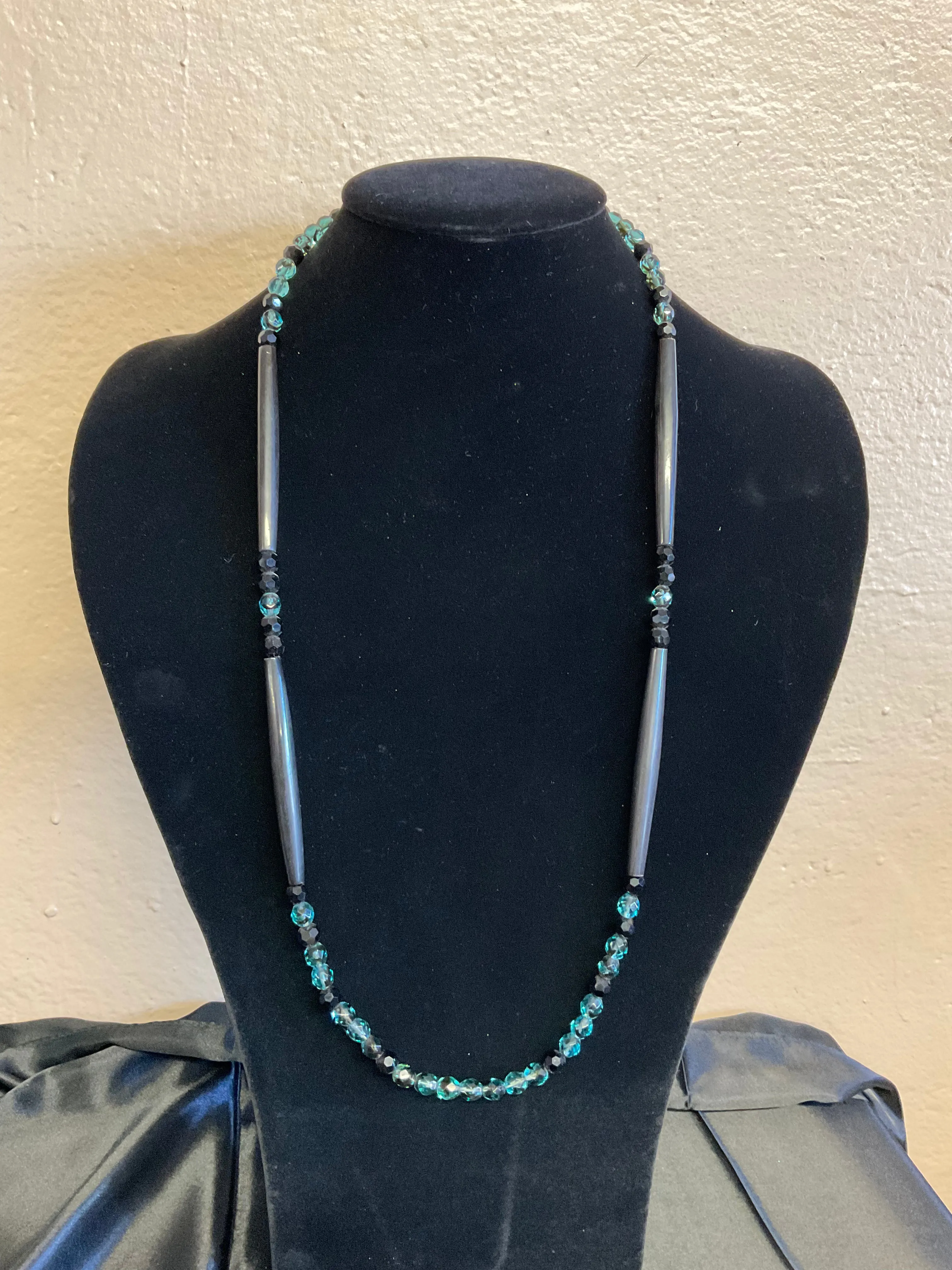 Hairpipe and Glass Beads Necklaces