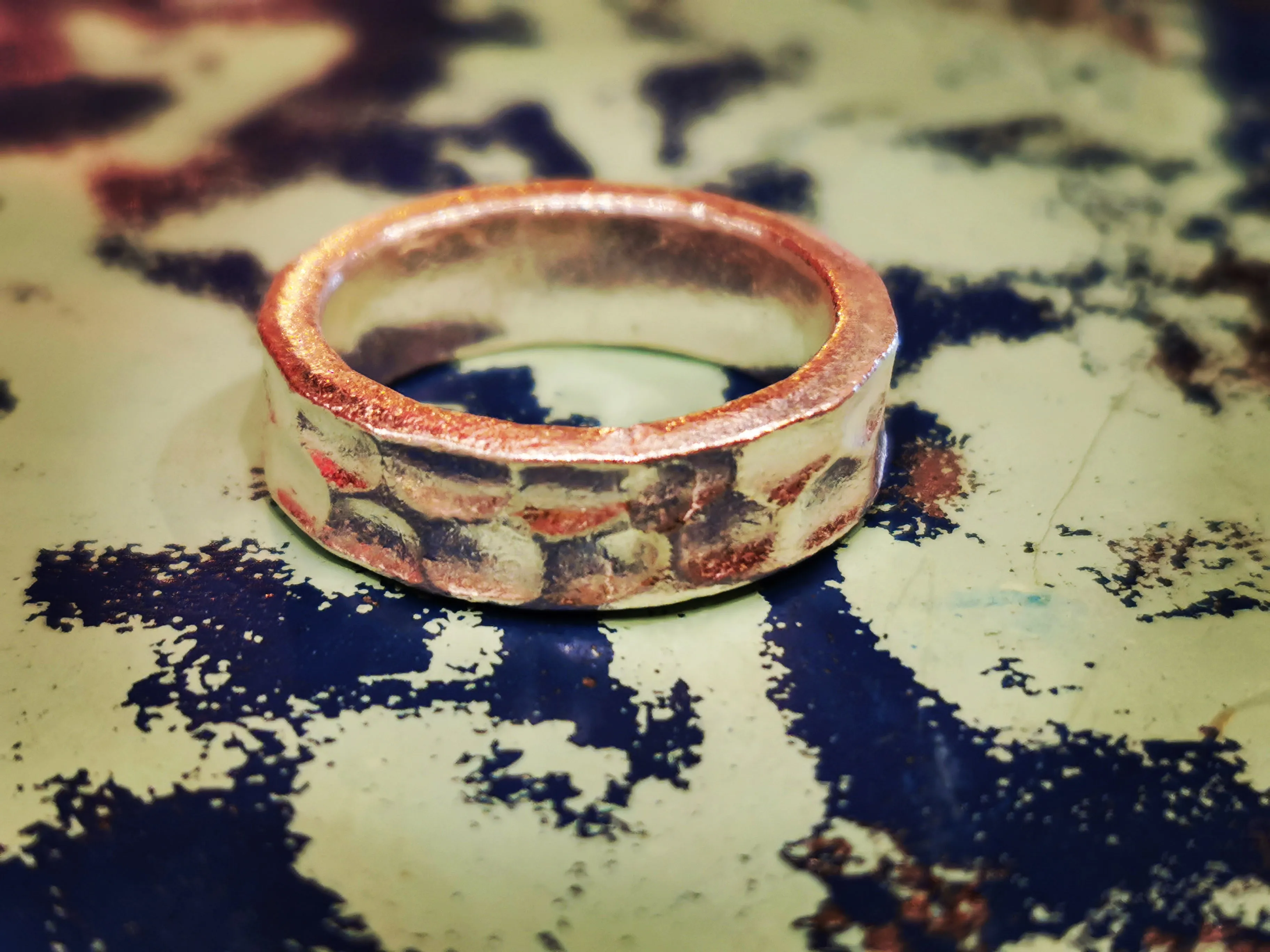 Hill tribe chunky hammered band