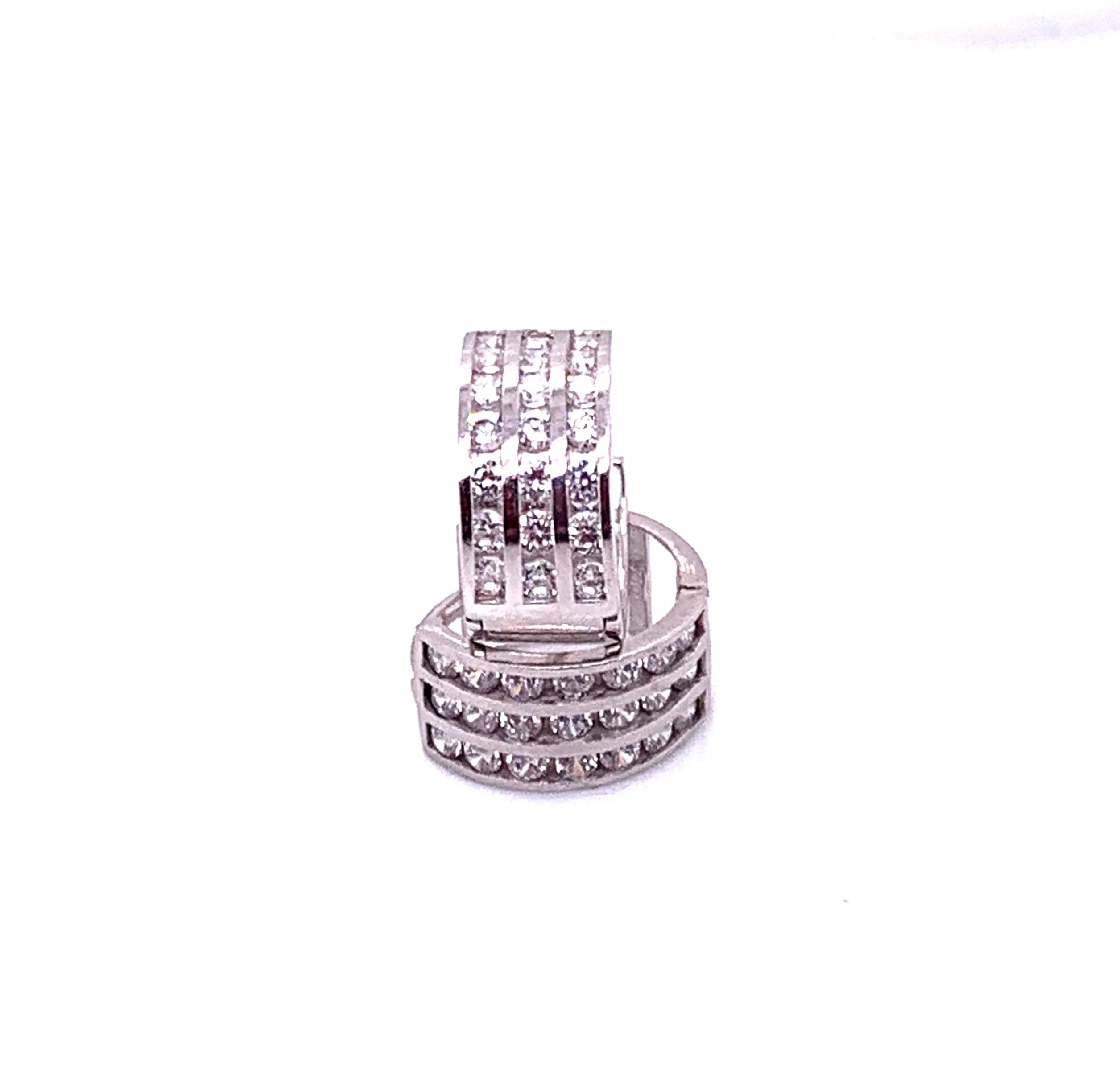 Huggie Earrings 53670