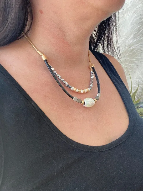 La Mode Necklace
