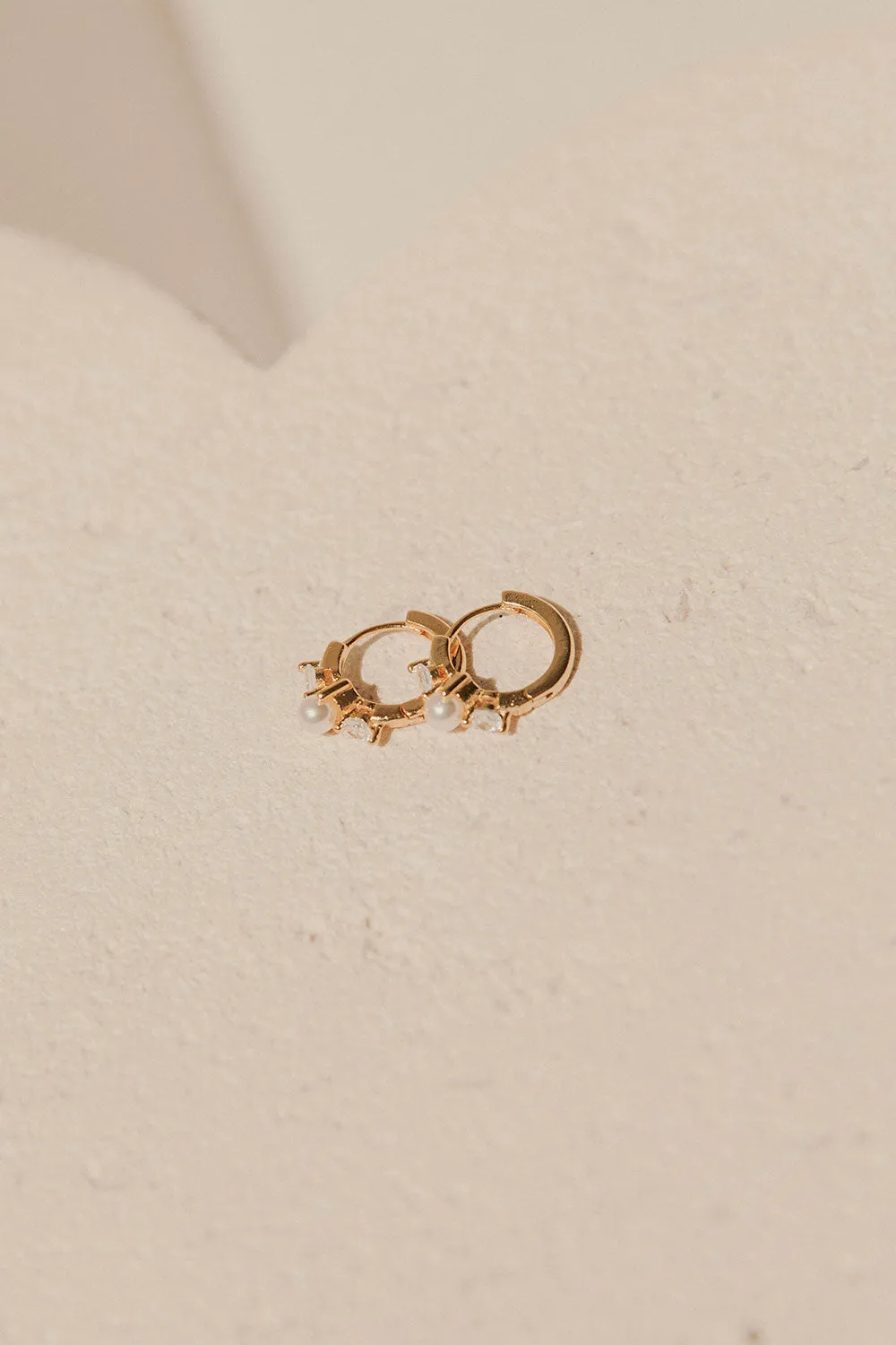 Lira Earrings - Gold