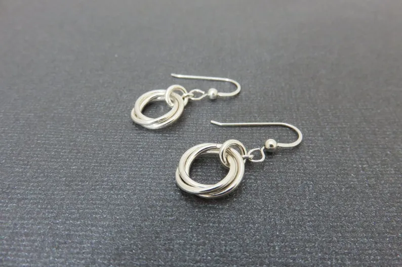 Love knot earrings, 3 ring earrings, sterling silver earrings
