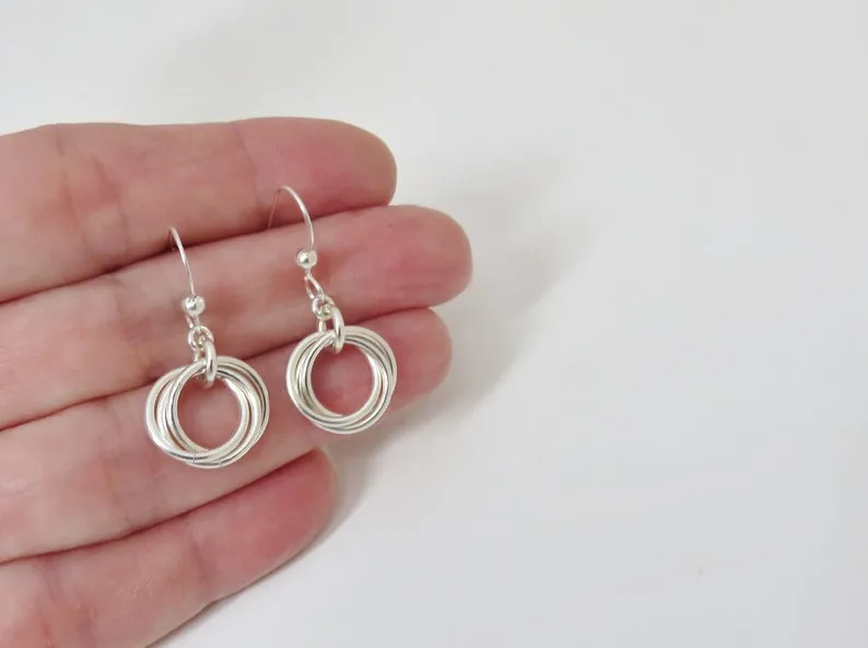 Love knot earrings, 3 ring earrings, sterling silver earrings