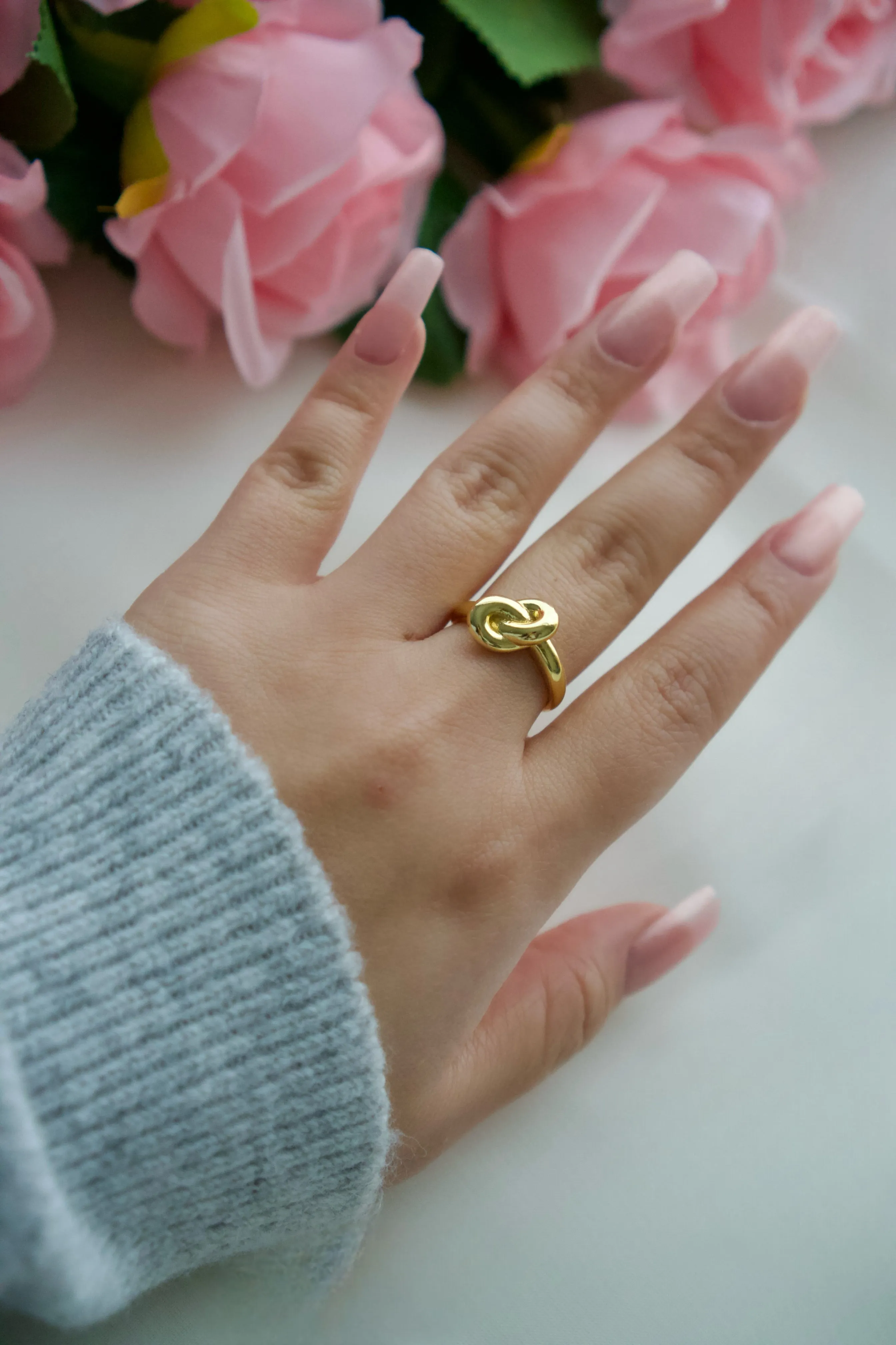 Love Knot Gold Ring