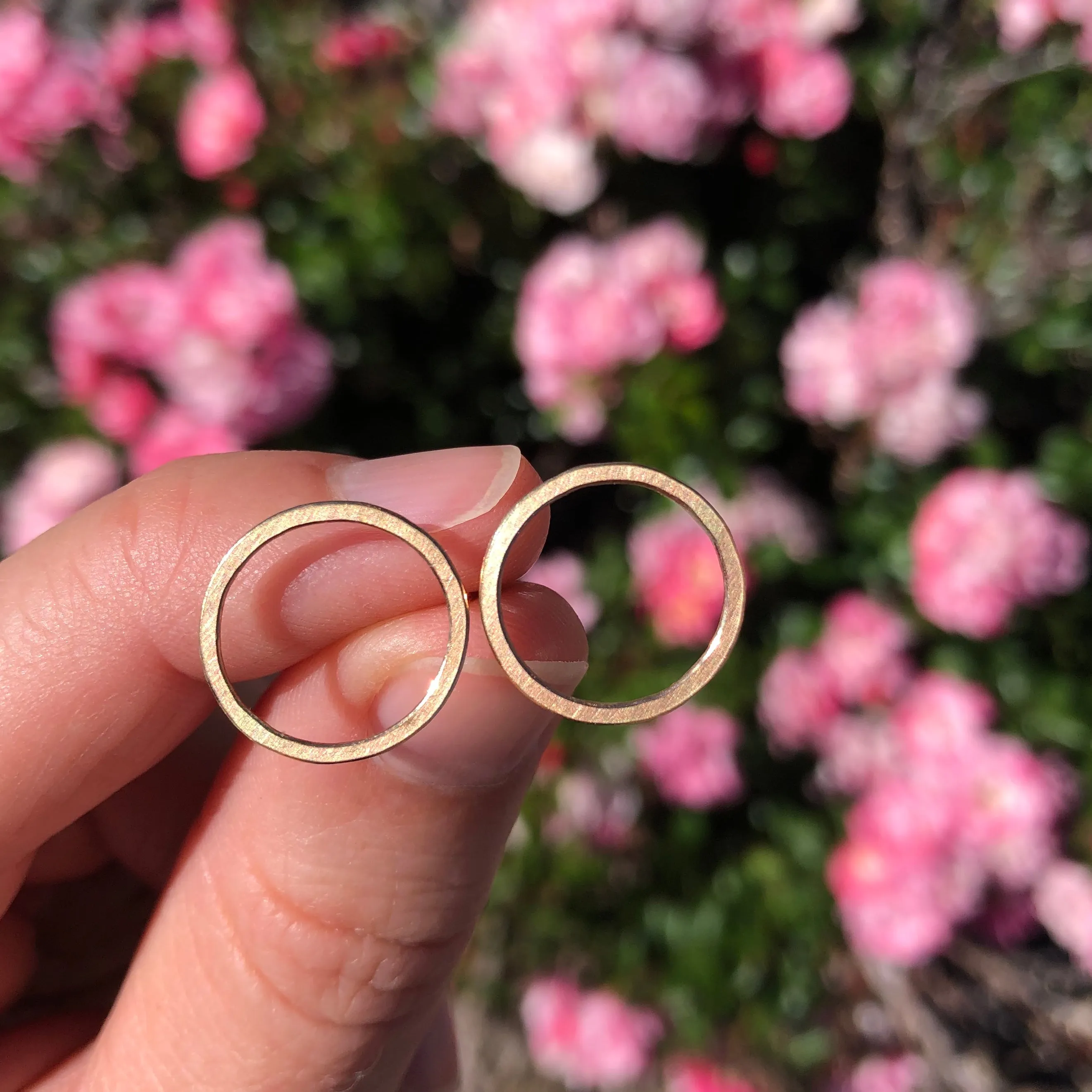 Medium circle earrings, 10k gold
