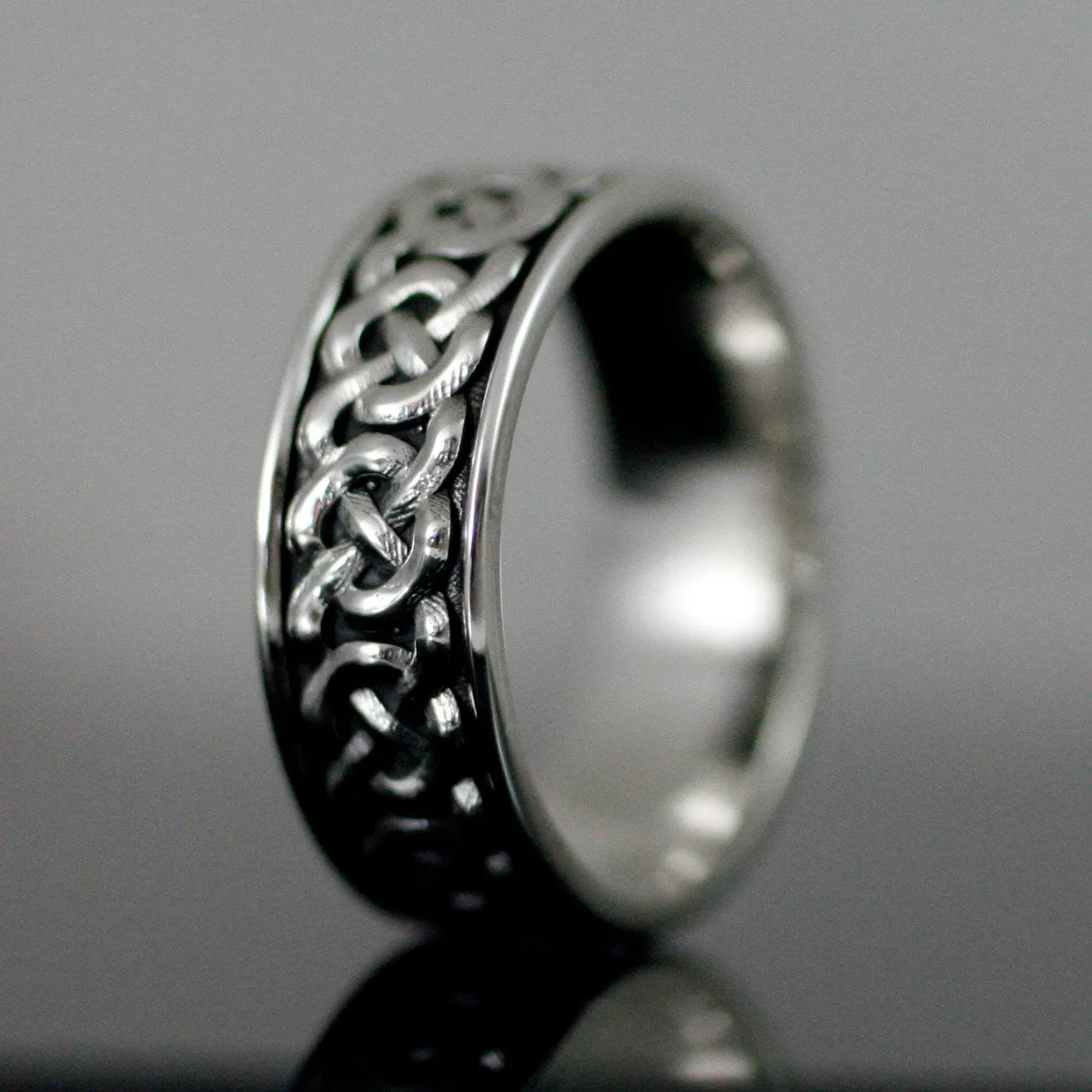 Mens Celtic Knot ring - Sterling Silver - Infinity knot pattern
