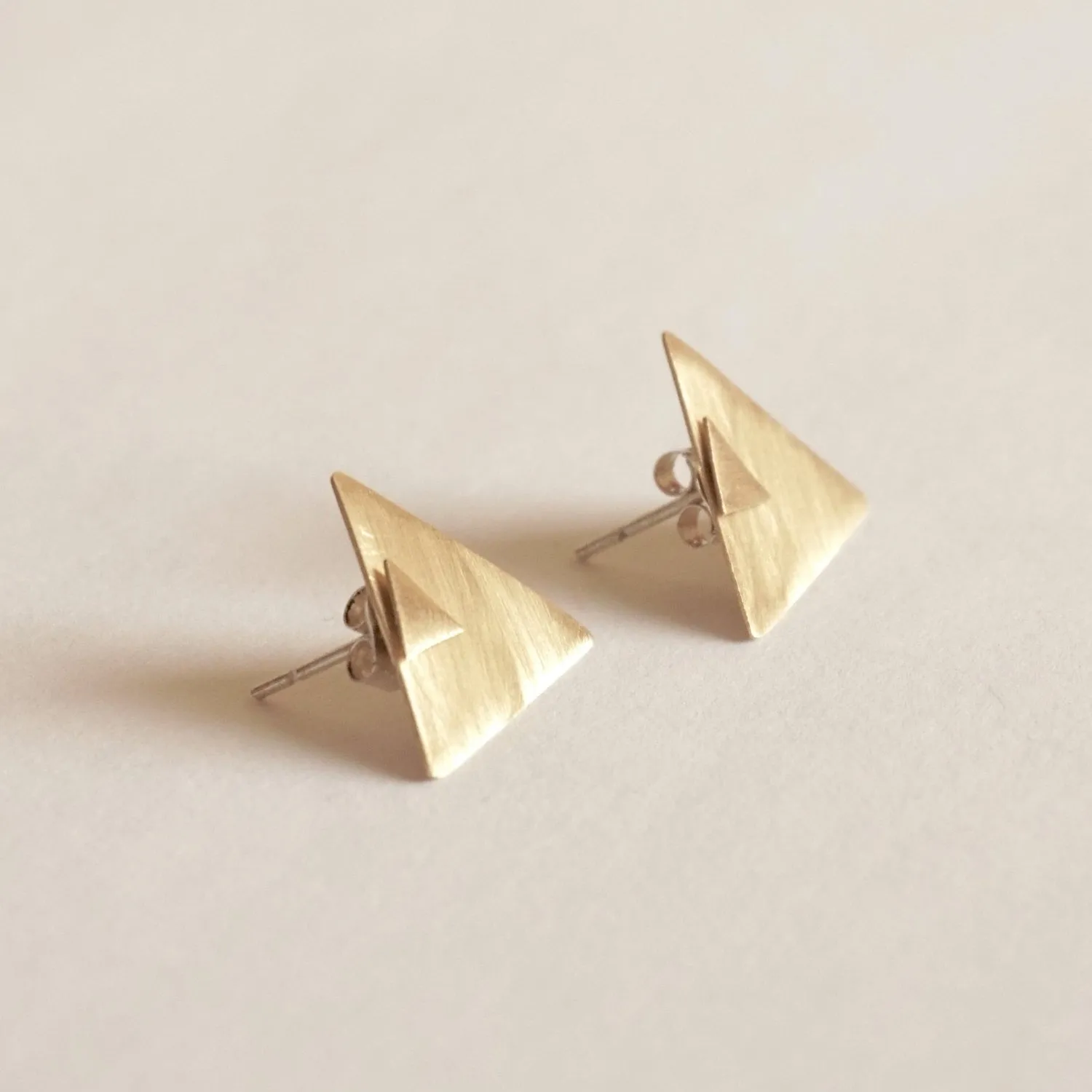 Minimalist Perfection Triangle Shaped Ear Jacket Earrings - 0191