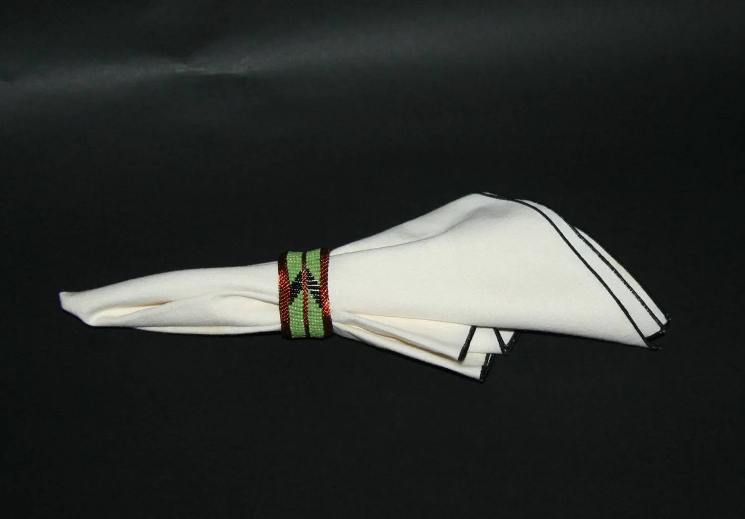 Napkins Rings Copper Wire Green Glass Beads Set of 4