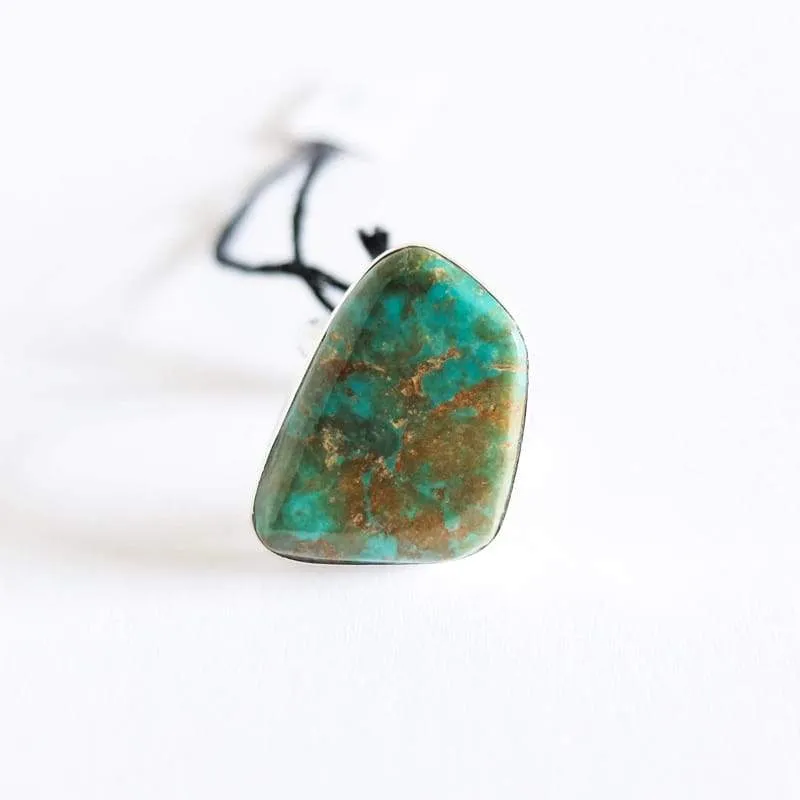 Native American Turquoise Ring (Sizes 7-8)