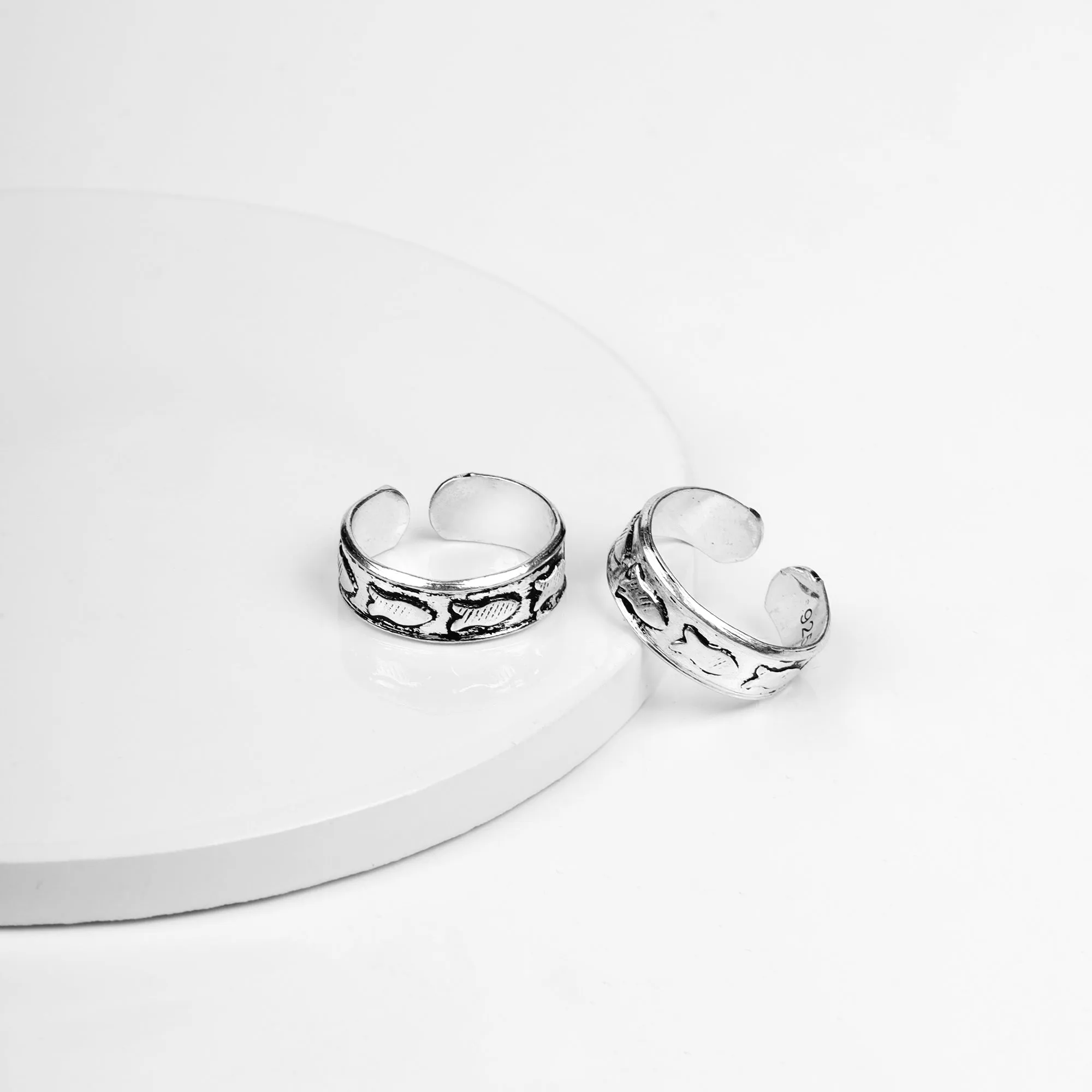 Oxidised Silver Fish Toe Rings