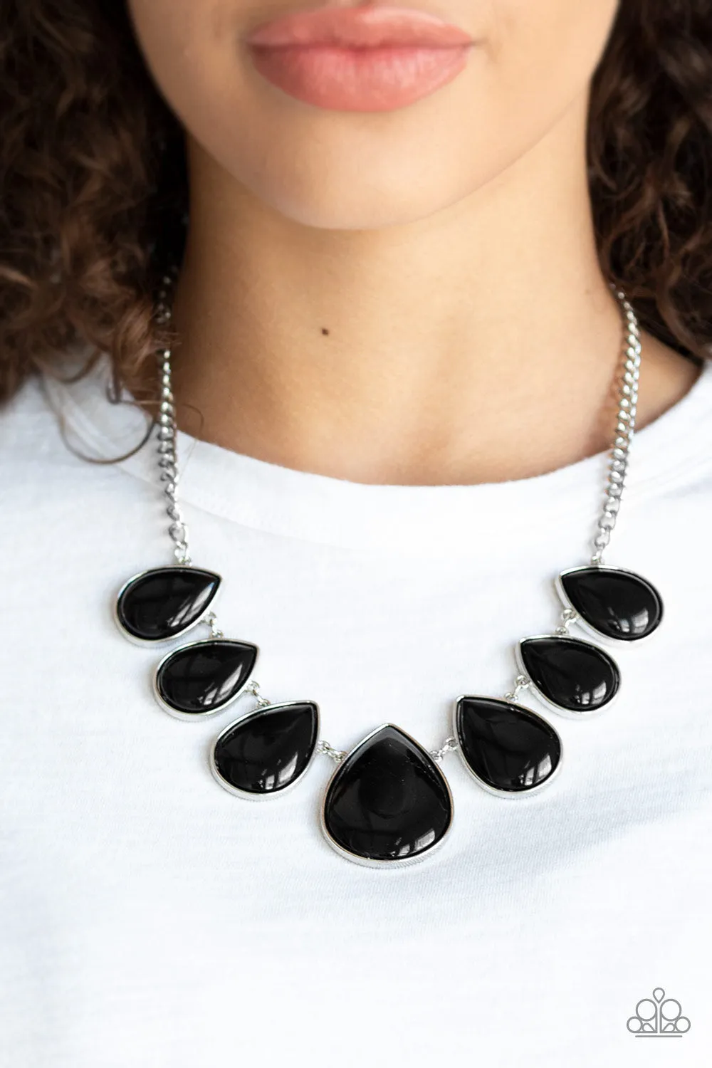 Paparazzi - Drop Zone - Black Necklace
