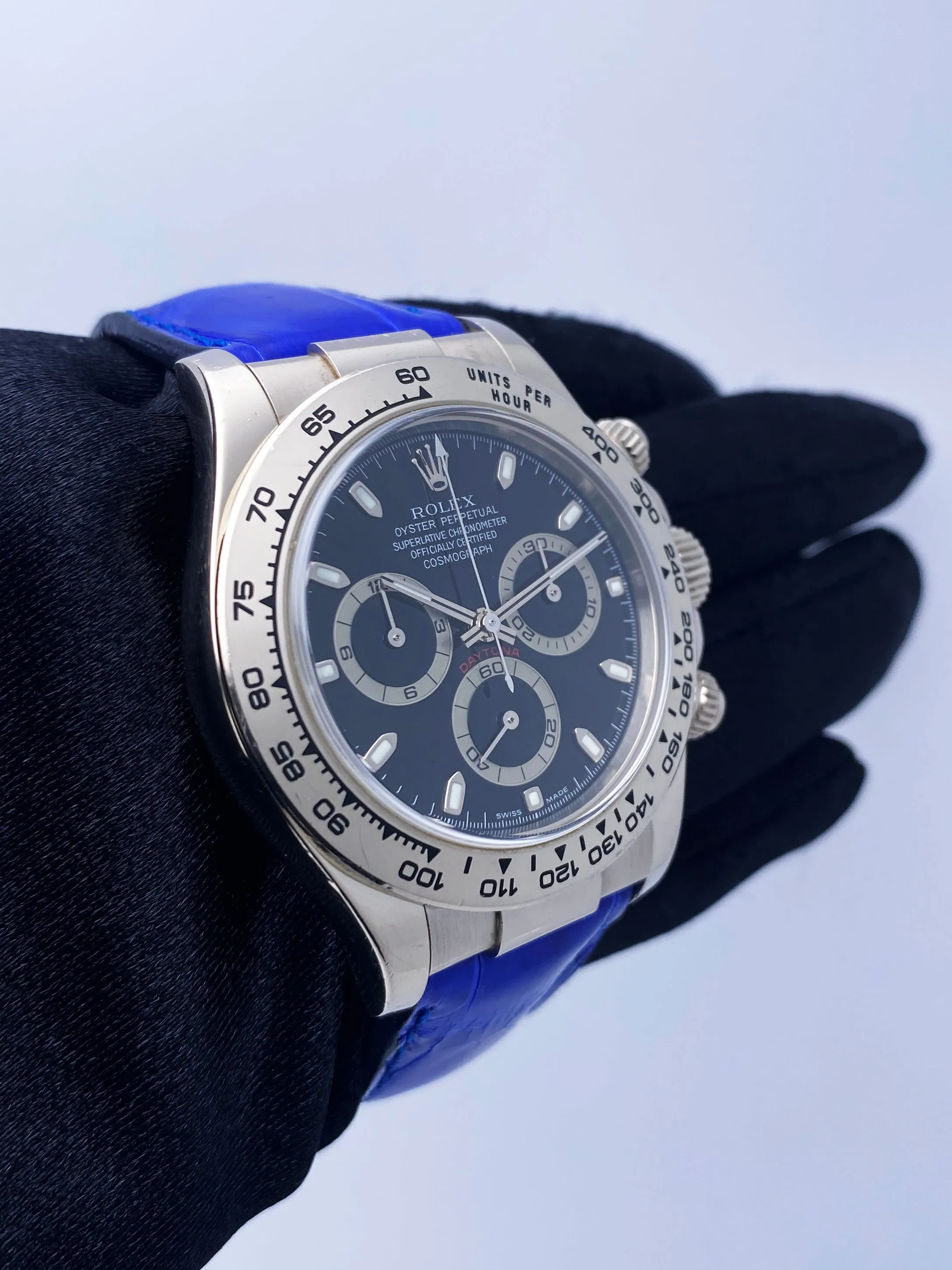 Rolex Daytona Cosmograph 116519 18k White Gold Mens Watch Box Papers